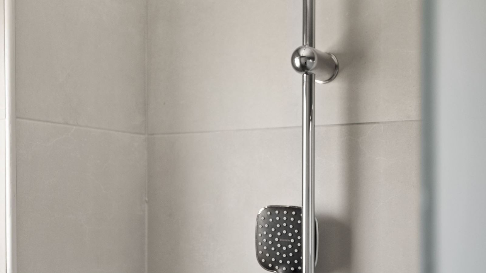 rooms-family-suite-room-with-garden-view