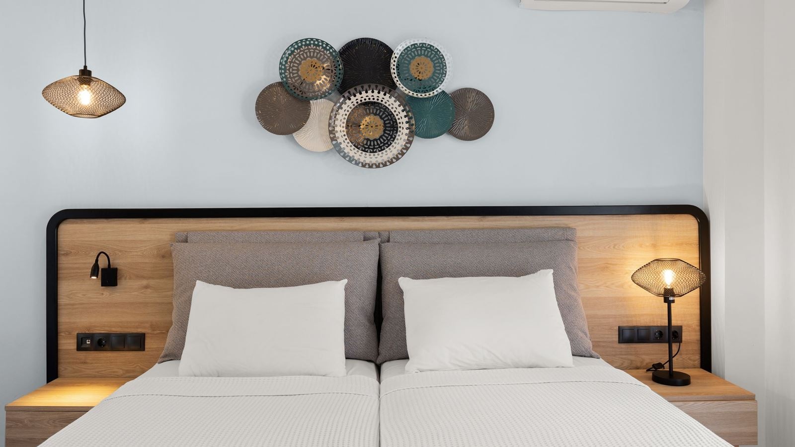 rooms-family-suite-room-with-garden-view