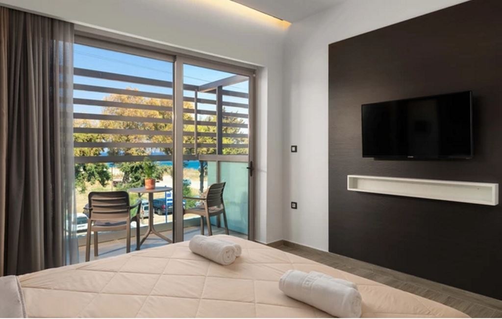 rooms-double-deluxe-room-garden-view