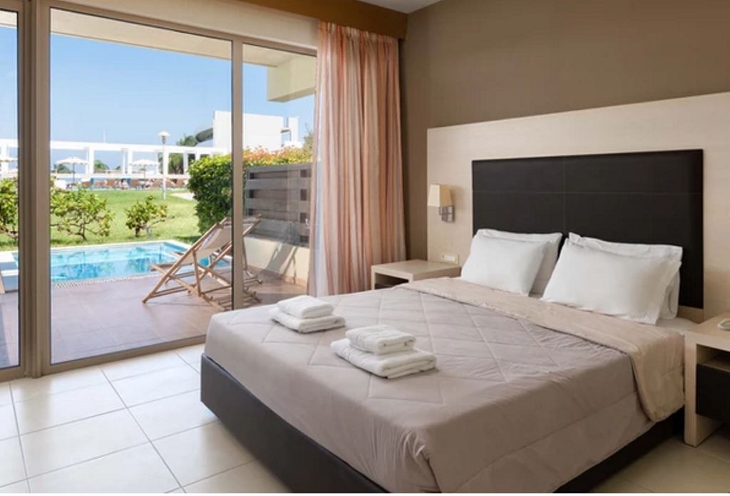 rooms-suite-private-pool