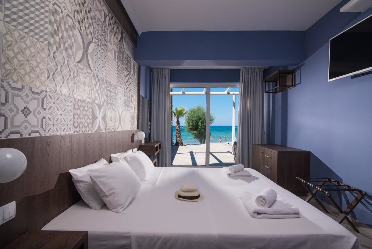 rooms-double-beachfront-room