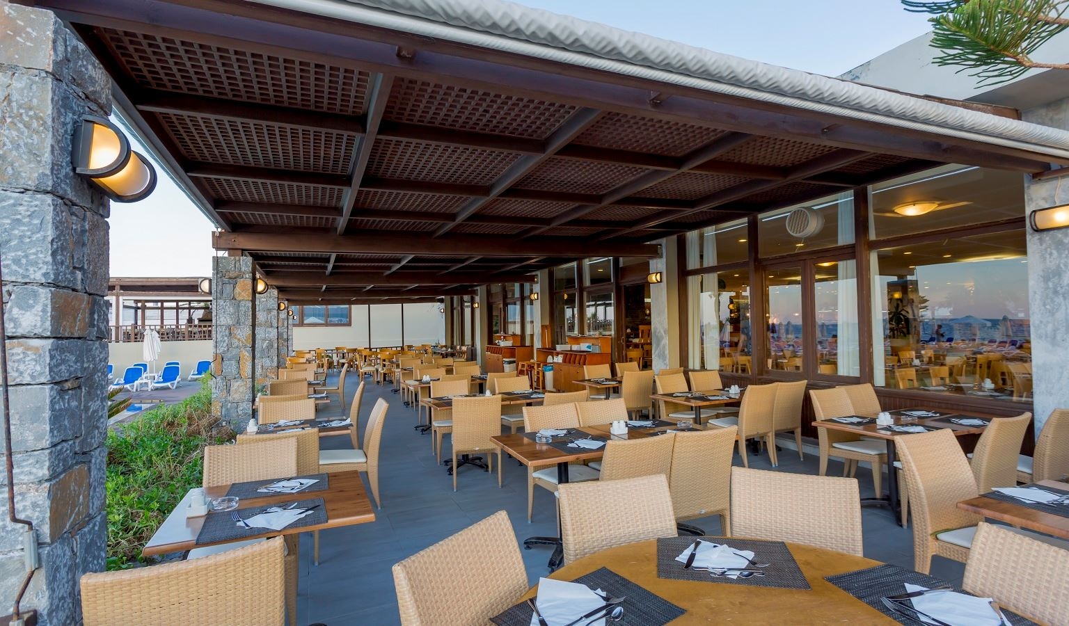 restaurants-restaurants