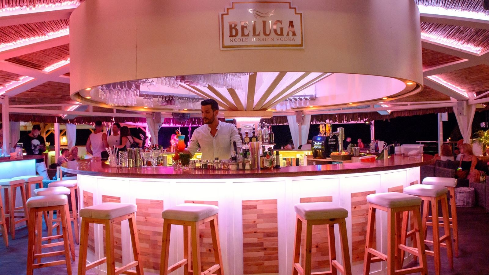 bars-scorpio-beach-bar