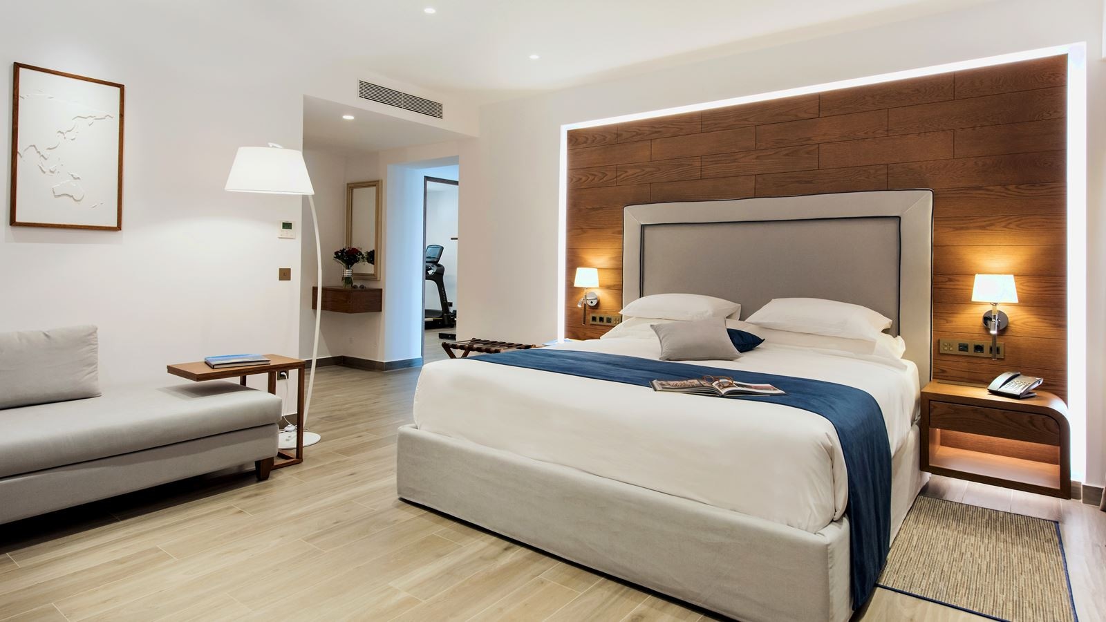 rooms-executive-fitness-suite-sea-view-with-private-heated-pool-and-gym