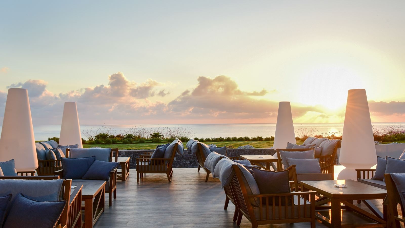 bars-lobby-bar-artemis-lounge