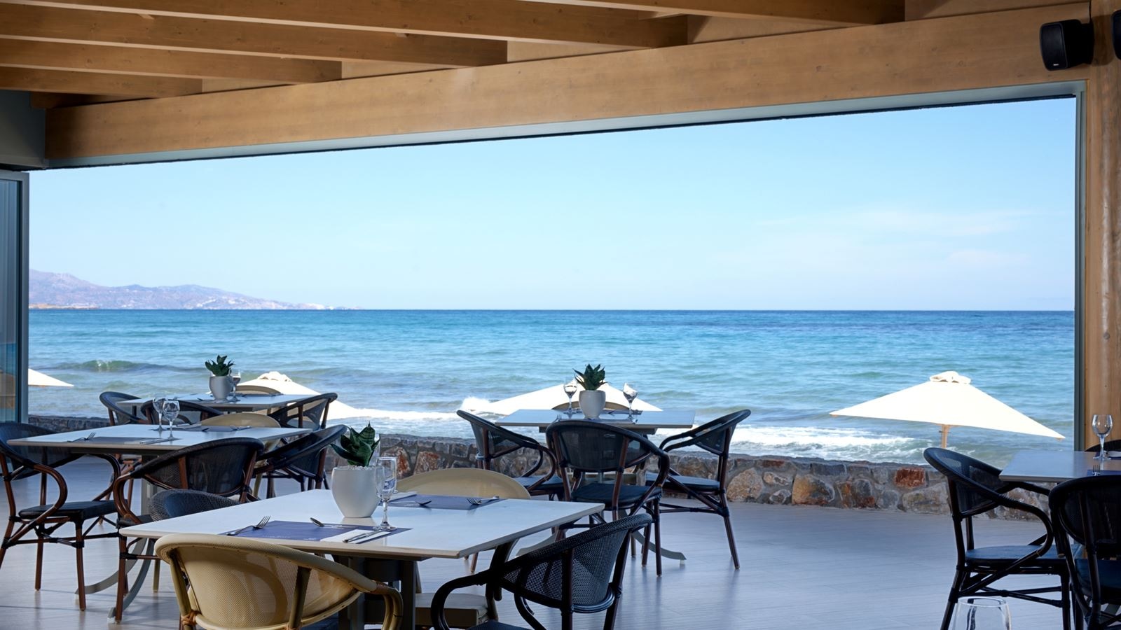 restaurants-beach-snack-bar