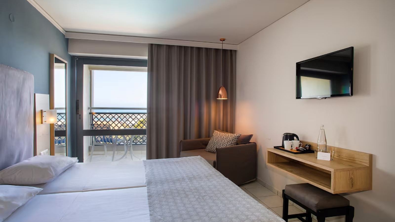 rooms-room-standard-double-seaview