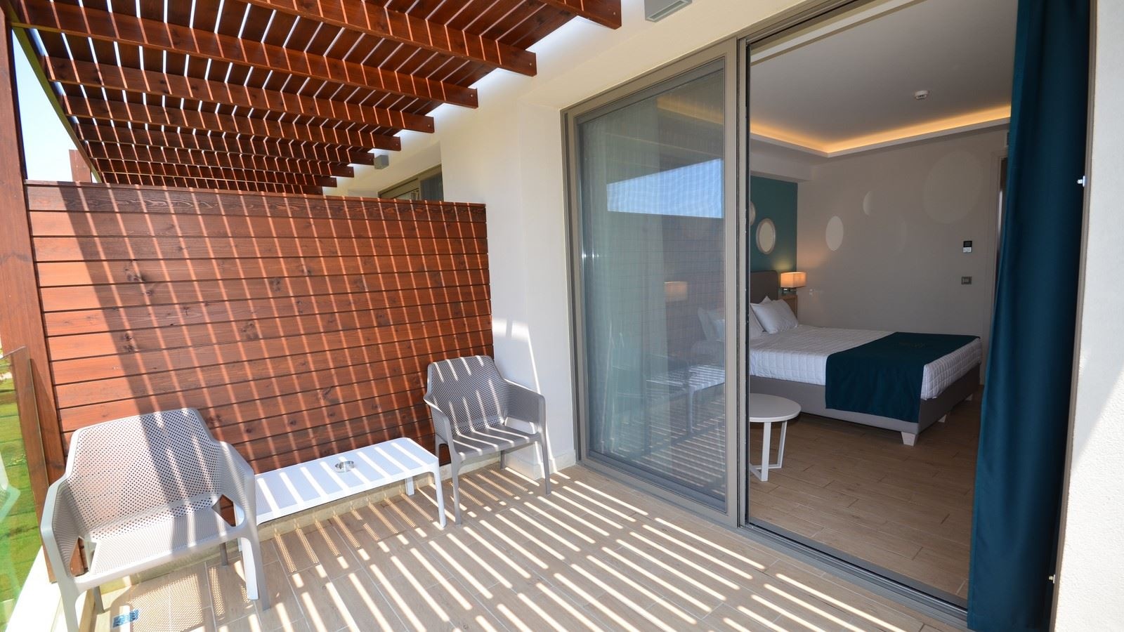 rooms-deluxe-double-garden-view