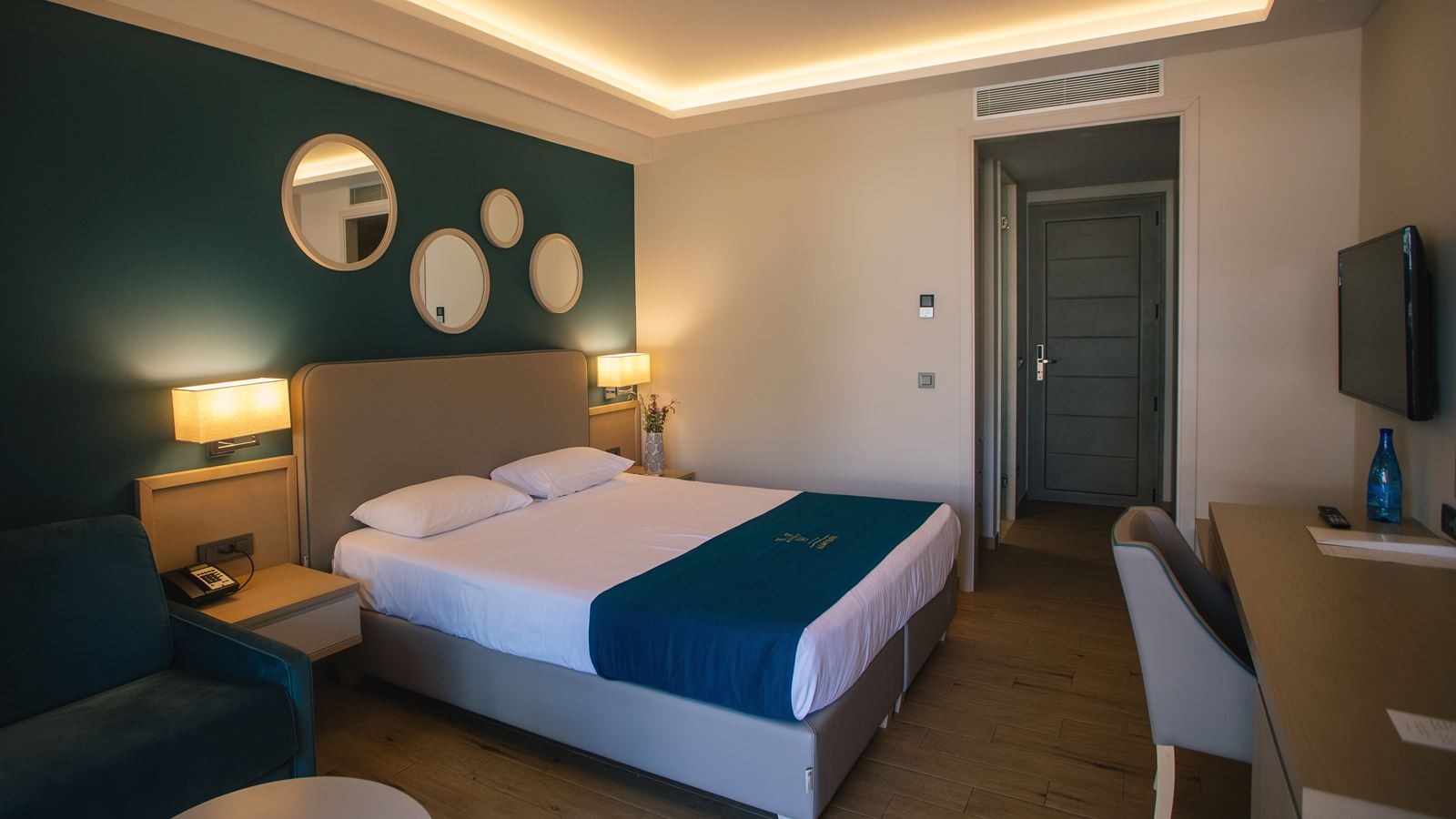 rooms-deluxe-double-for-single-gv