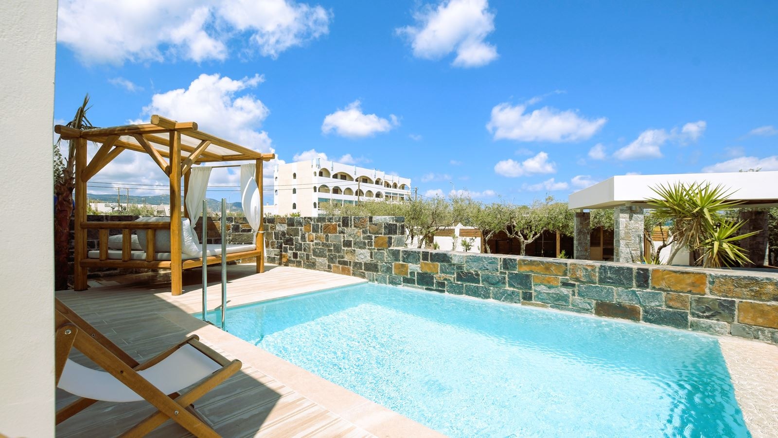 rooms-suite-private-pool