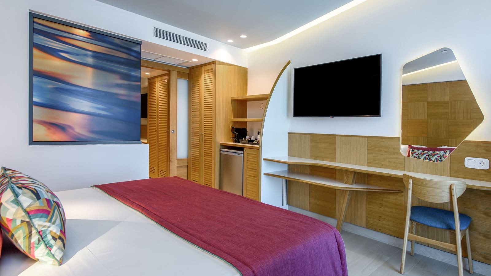 rooms-superior-exclusive-room-with-pool-or-sea-view