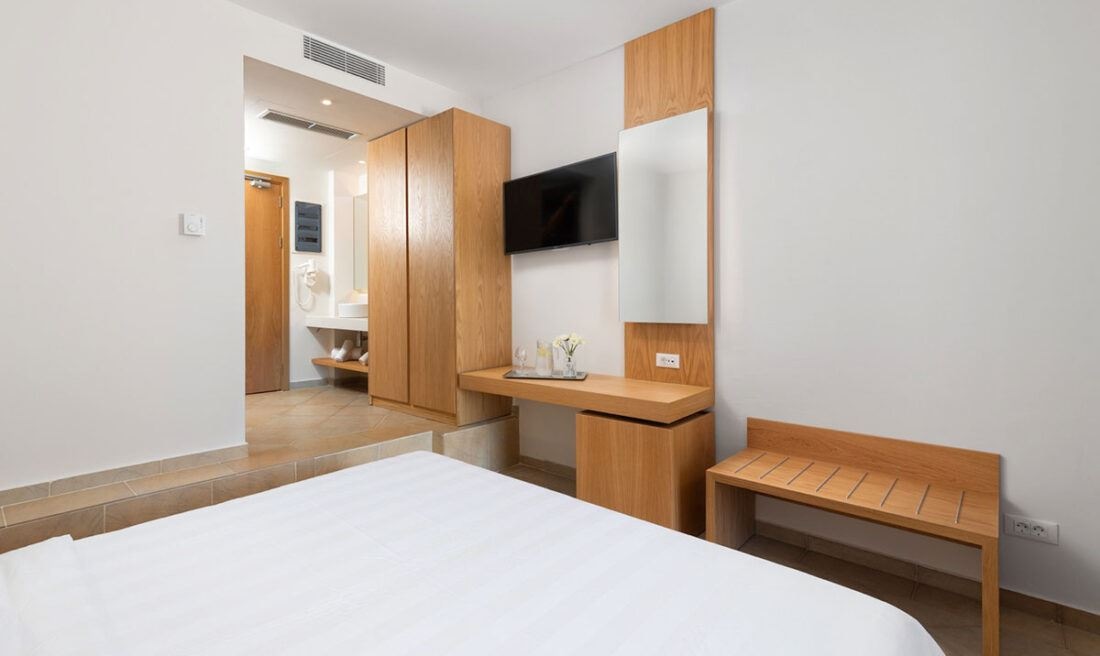 rooms-deluxe-double-room-sea-view-single-use