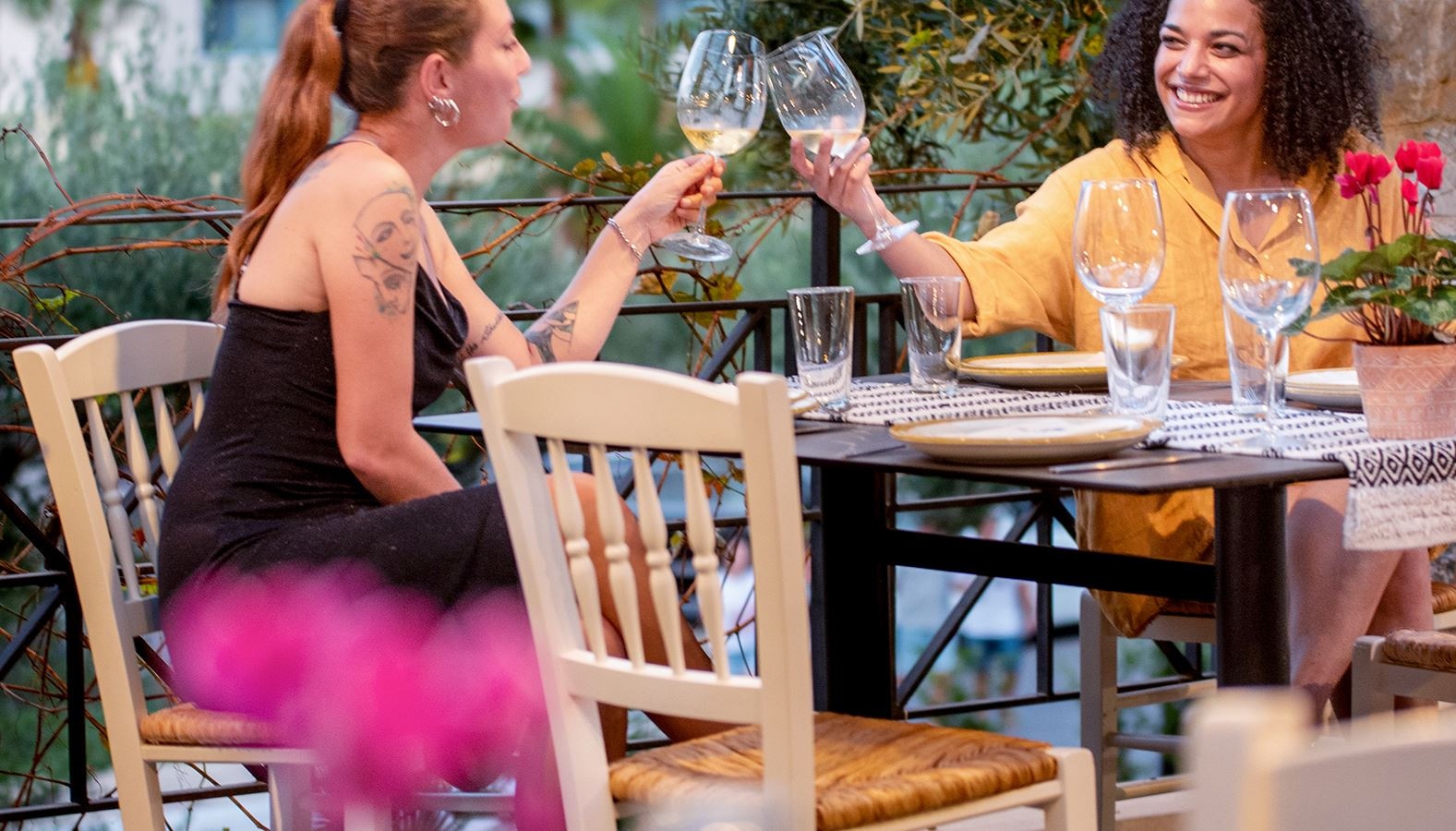 restaurants-kafeneio-traditional-restaurant-fixed-menu