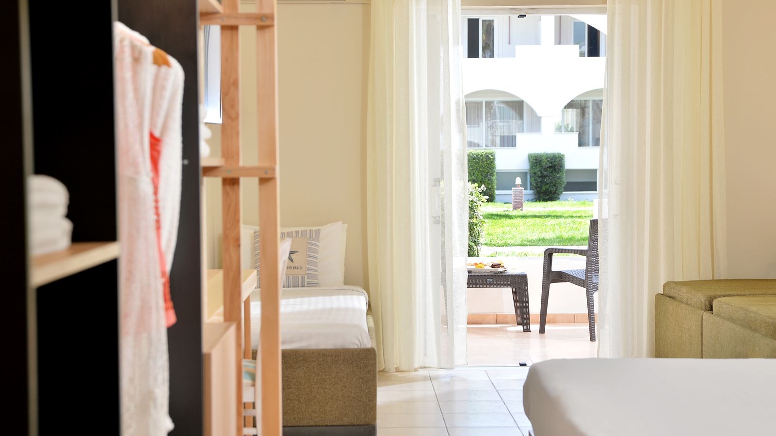 rooms-superior-room-balcony-or-terrace