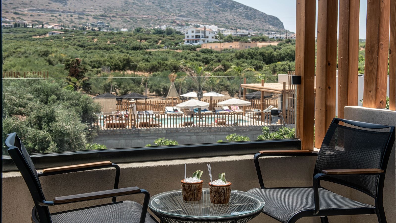 rooms-superior-deluxe--pool-view-with-balcony