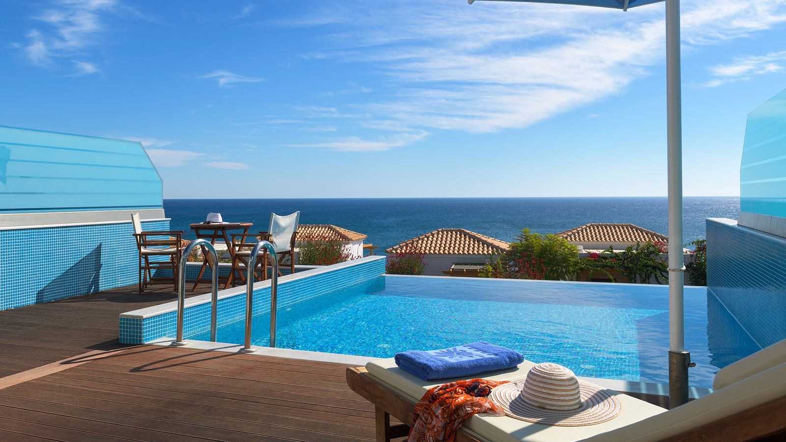 rooms-deluxe-single-room-sea-view-privatepool