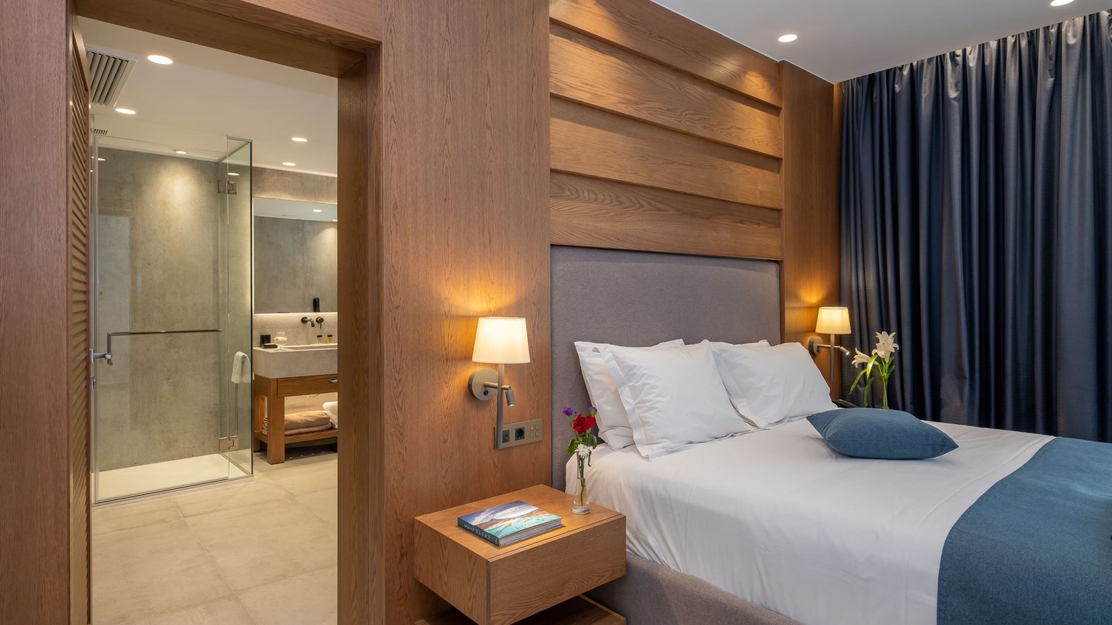 rooms-prestige-family-suite-garden-side-sea-view