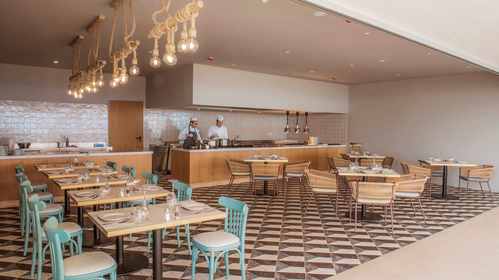 restaurants-main-restaurant