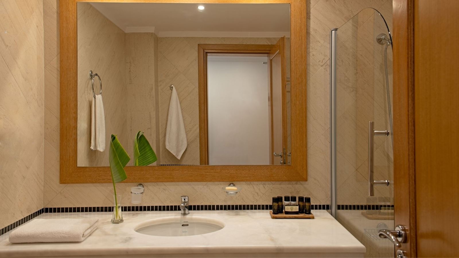 rooms-soonen-double-sea--view-balcony-or-terrace