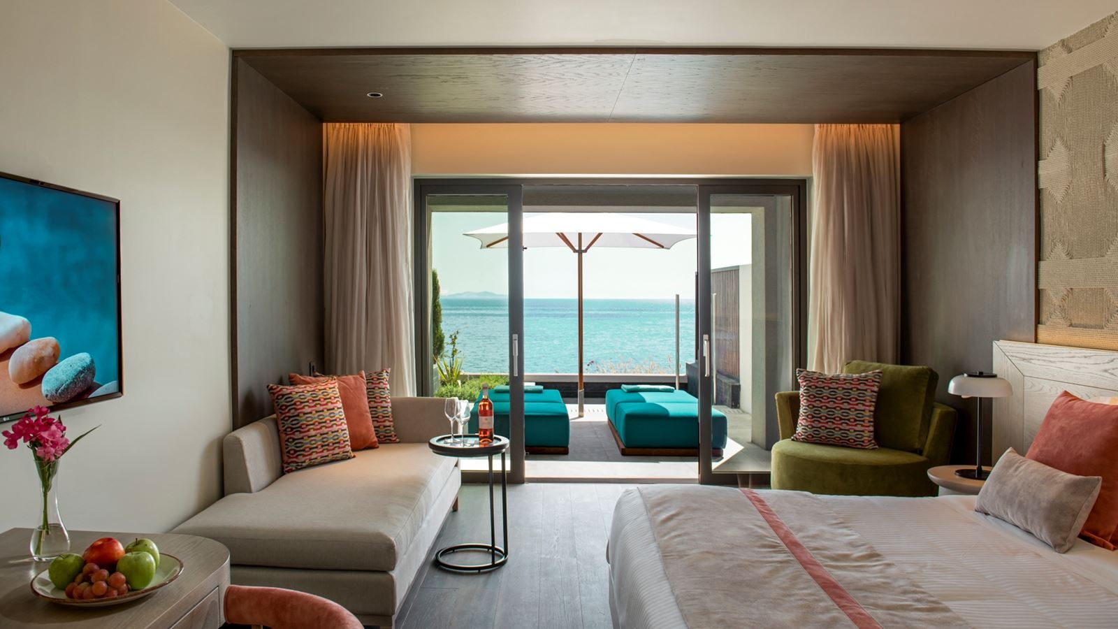 rooms-superior-double-sea-view-private-plunge-pool