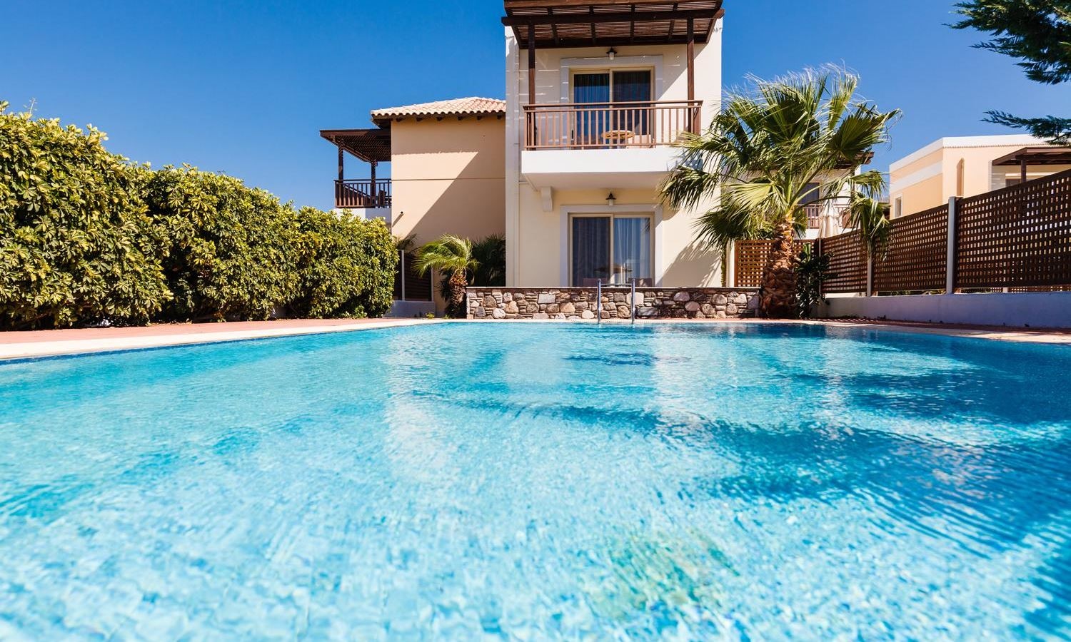 rooms-maisonette-with-private-pool