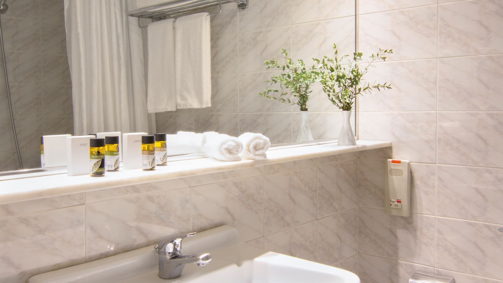 rooms-single-superior