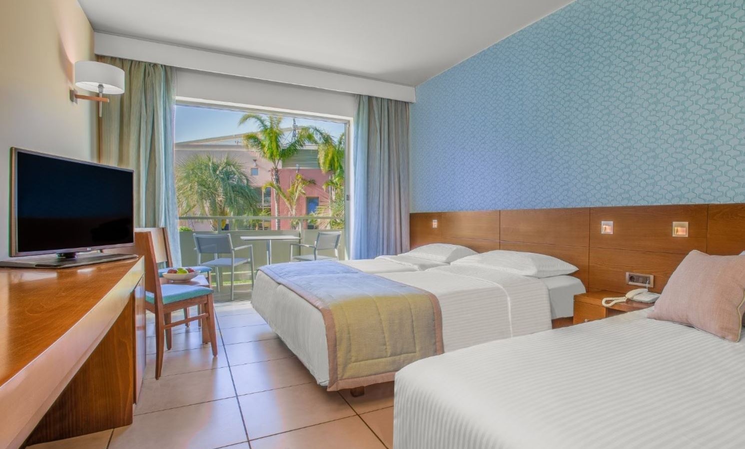 rooms-twin-garden-view