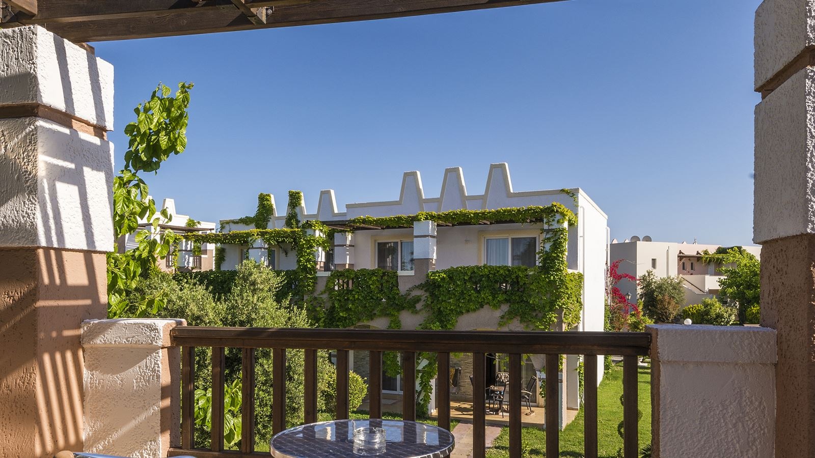 rooms-double-room-garden-or-pool-view-with-balcony-or-terrace