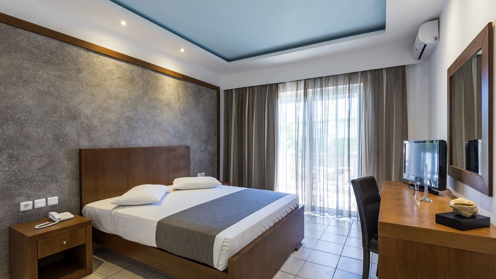 rooms-double-superior-room