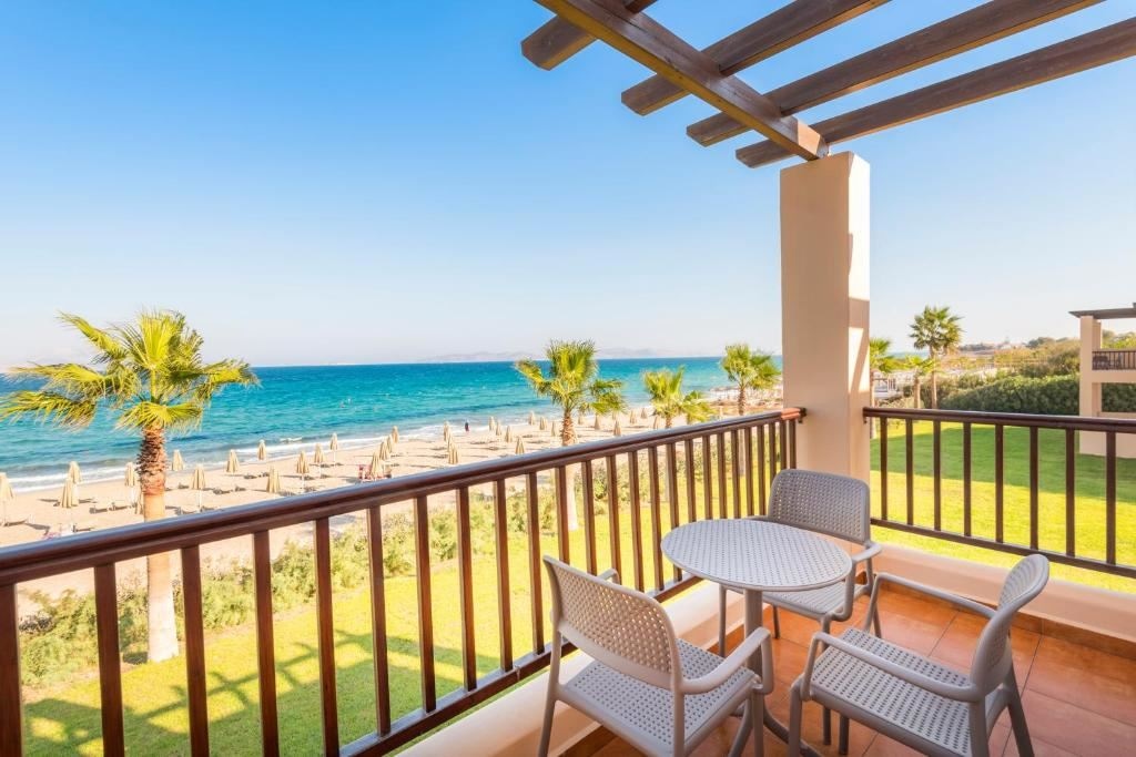 rooms-standard-room-sea-front-balcony-or-terrace