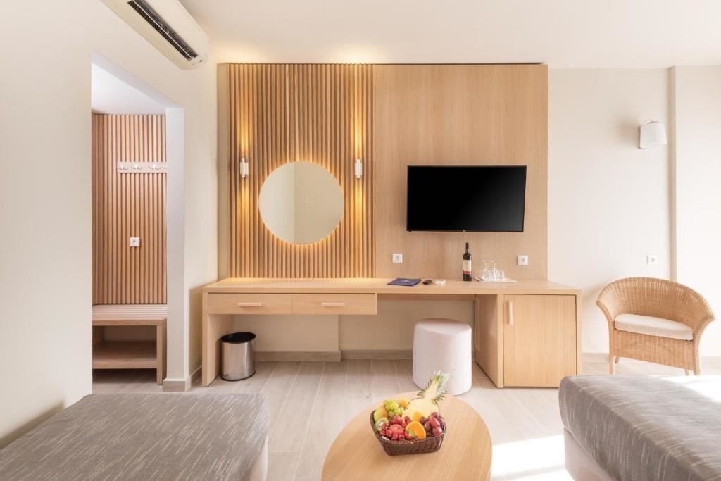 rooms-standard-room-garden-view-balcony-or-terrace