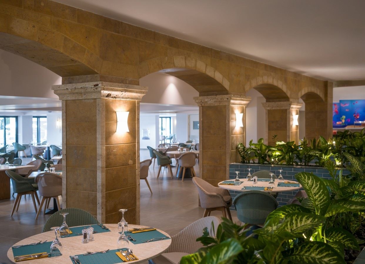 restaurants-neptune-main-restaurant