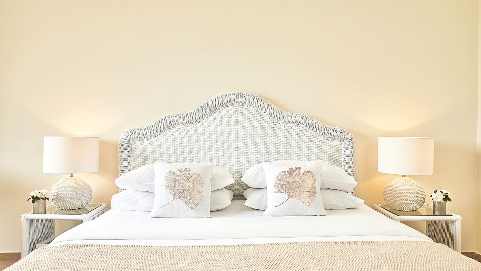 rooms-bungalow-sea-view