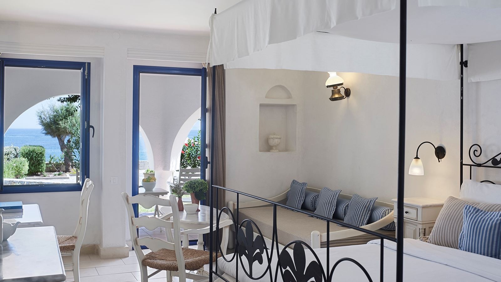 rooms-room-deluxe-single-use-sea-front