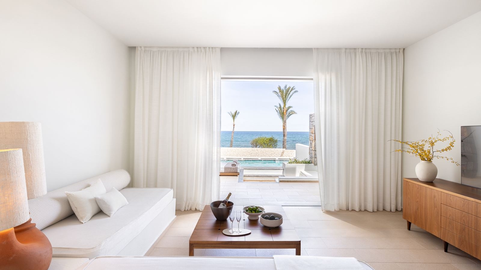 rooms-2-bedroom-dream-villa-with-sea-view-and-private-pool