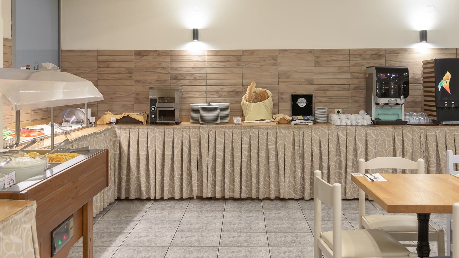 restaurants-main-restaurant