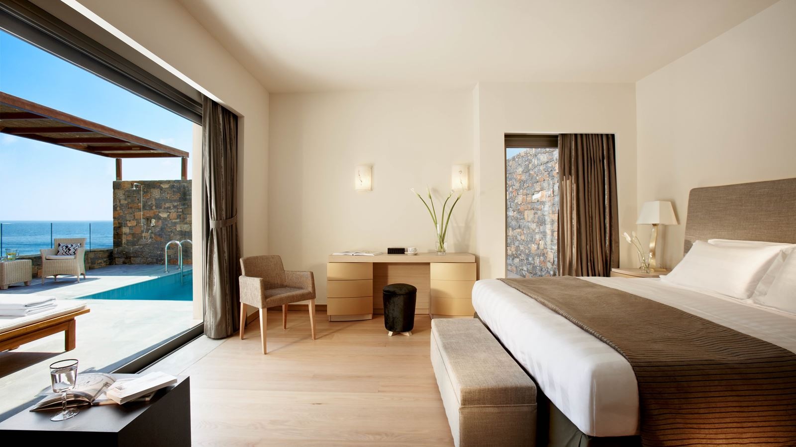 rooms-2-bedroom-villa-sea-view-with-private-pool