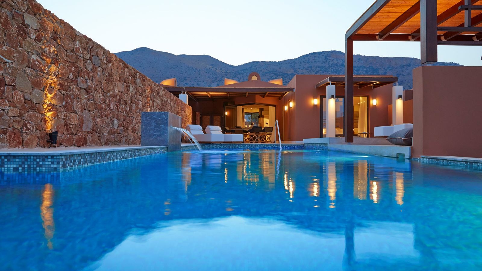 rooms-domes-luxury-residences-four-bedrooms-with-private-pool
