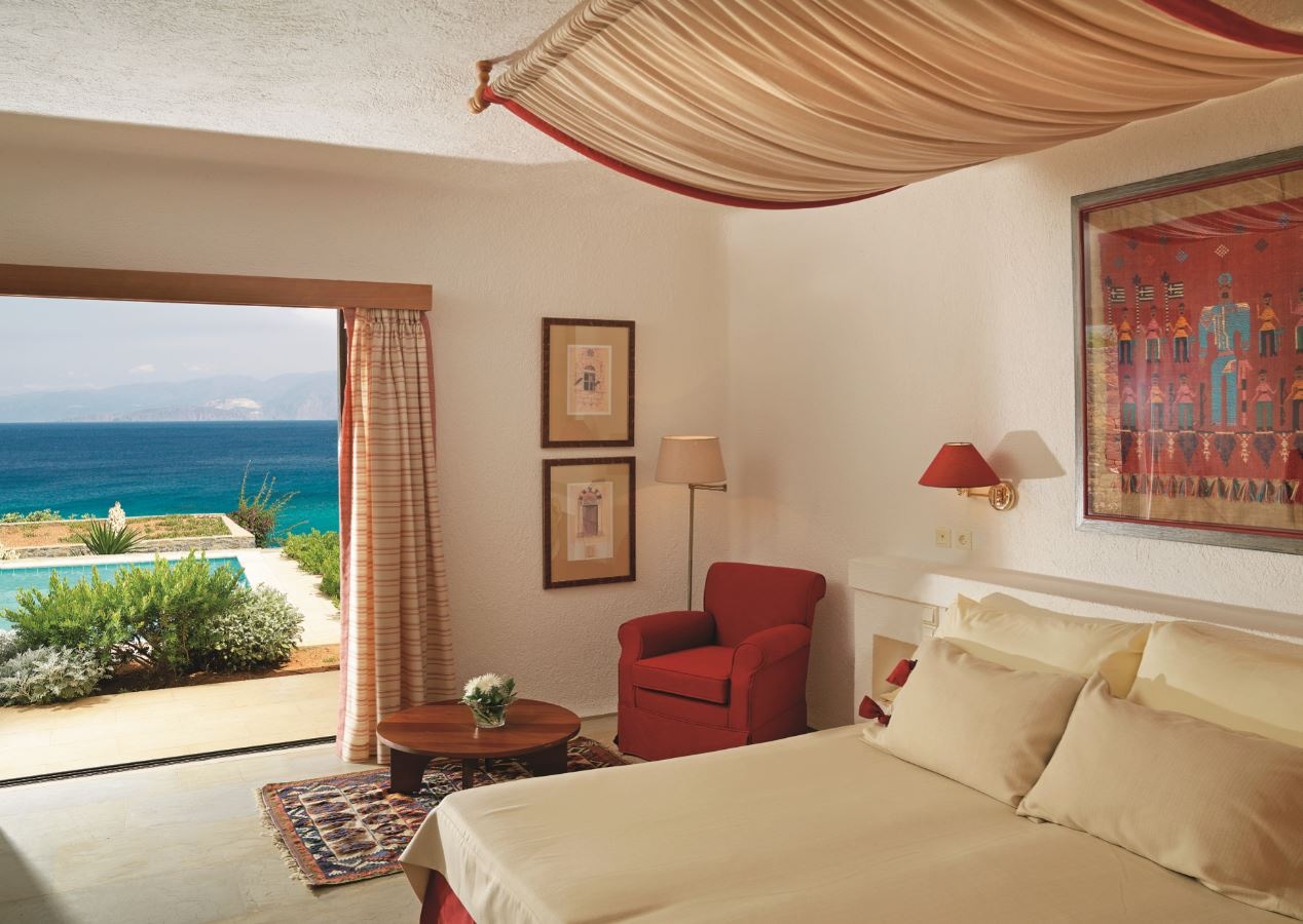 rooms-two-bedroom-superior-bungalow-sea-view-private-pool