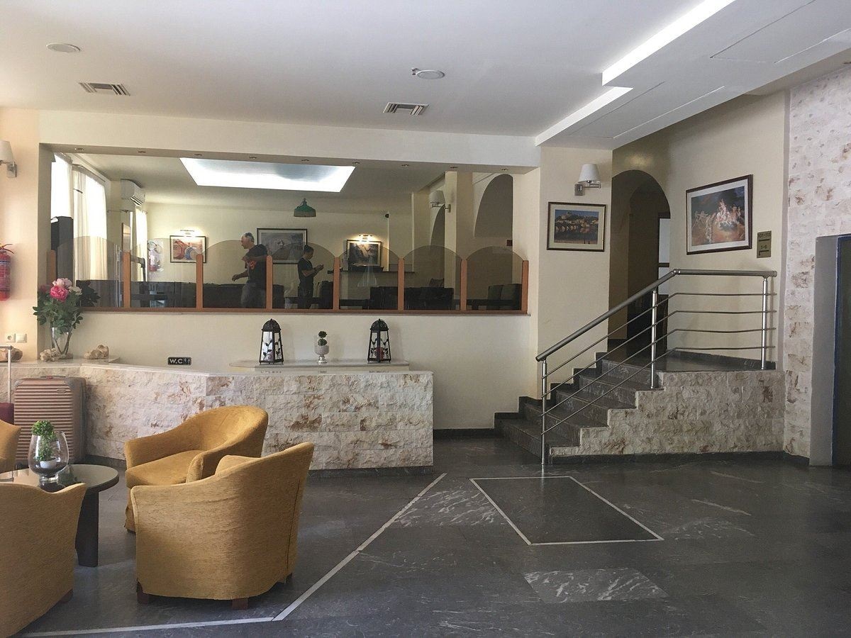 general-main-building