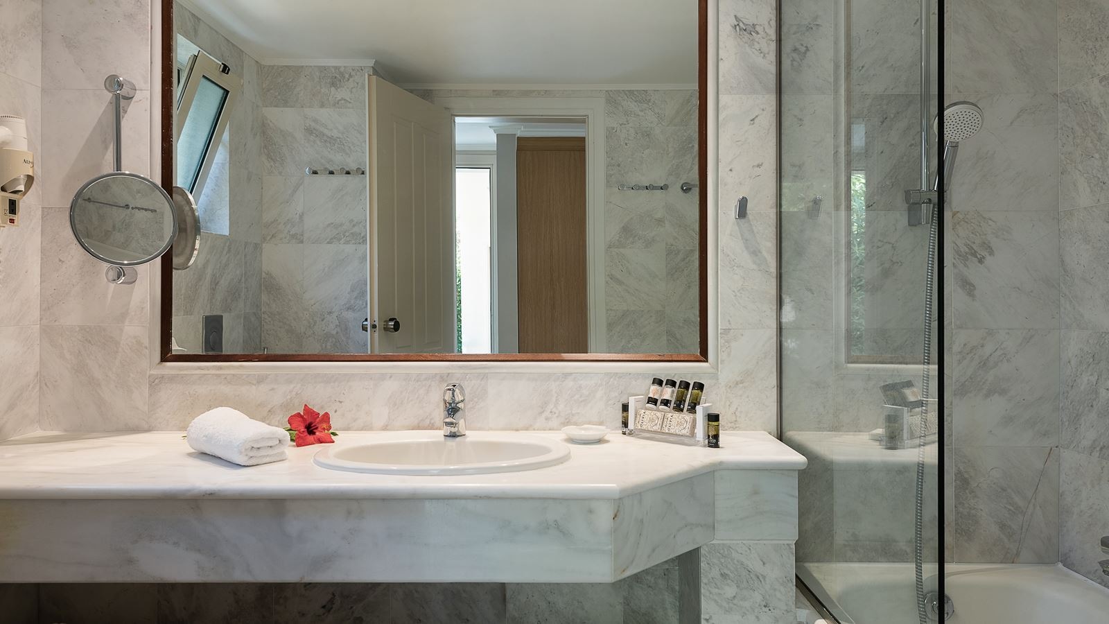 rooms-bungalow-superior-garden-view