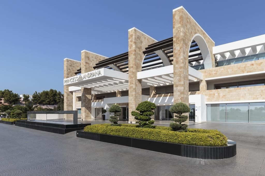 general-main-building