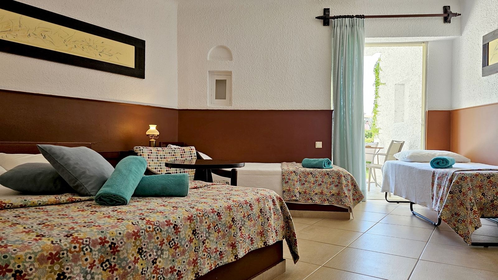 rooms-bungalow-double-gardenview