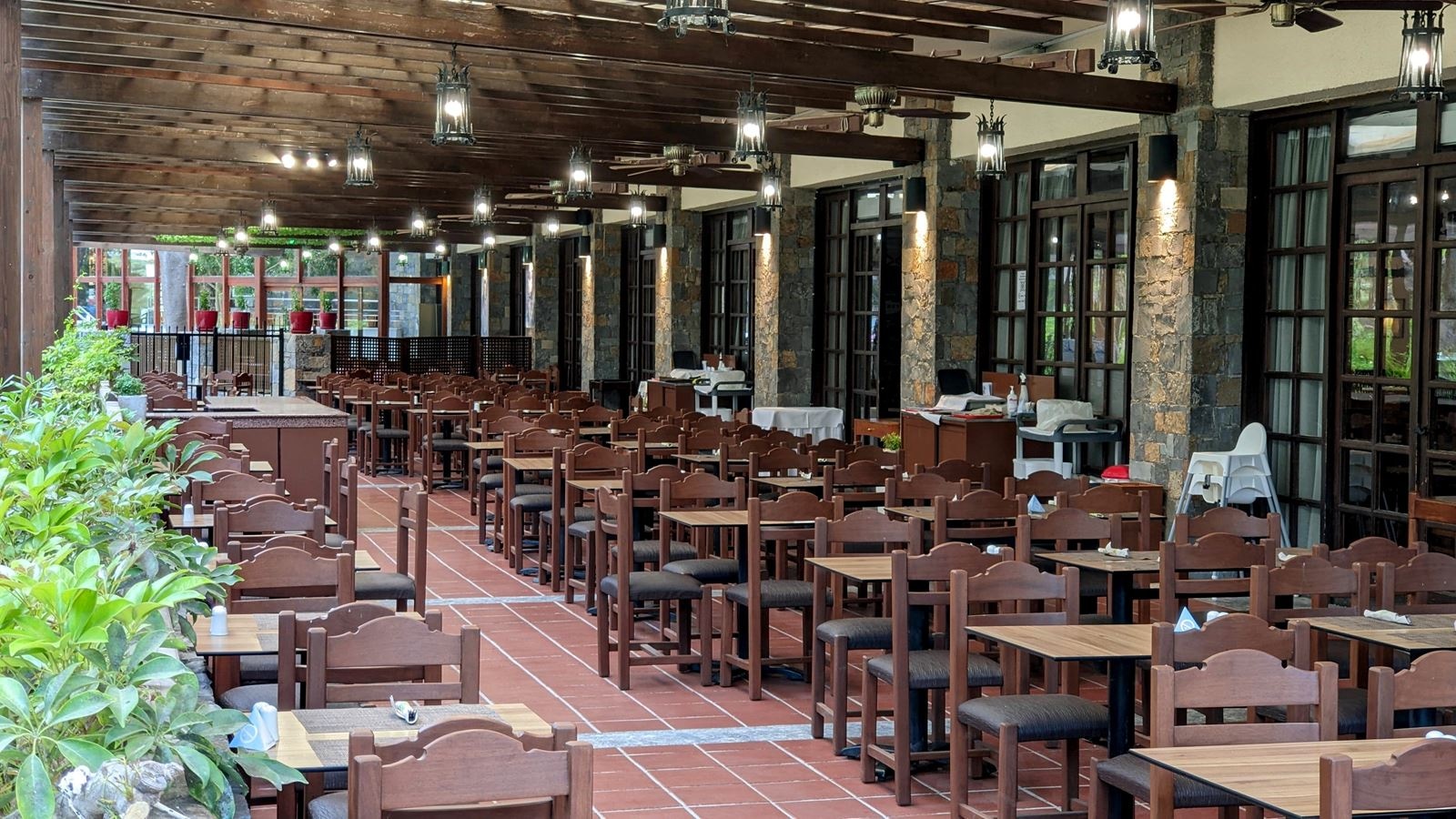 restaurants-main-restaurant