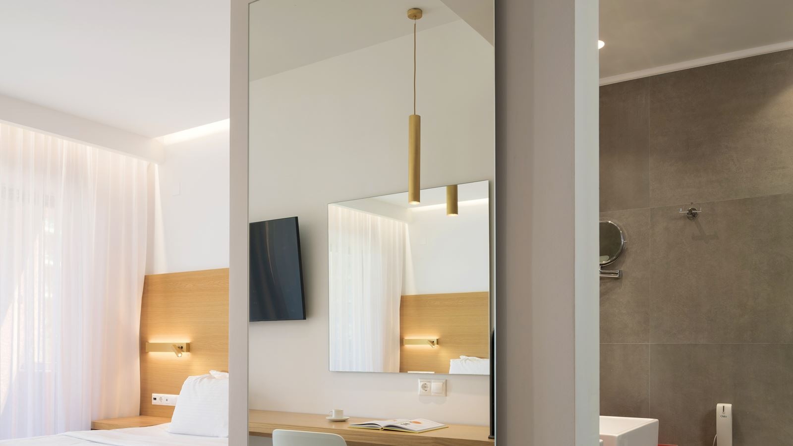 rooms-deluxe-family-2-bedrooms