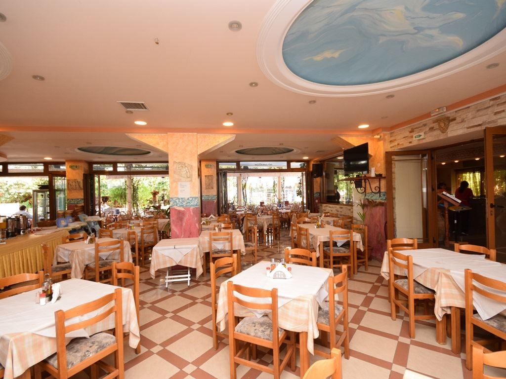 restaurants-restaurants