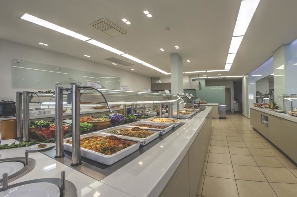 restaurants-delfinia-restaurant