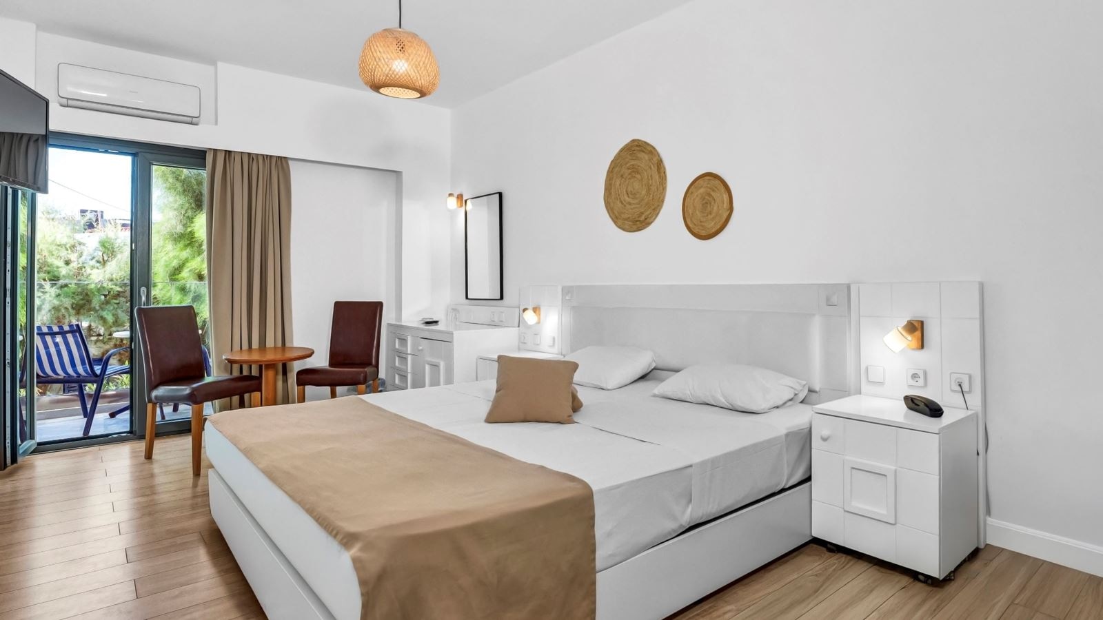 rooms-room-double-gardenview-balcony-or-terrace