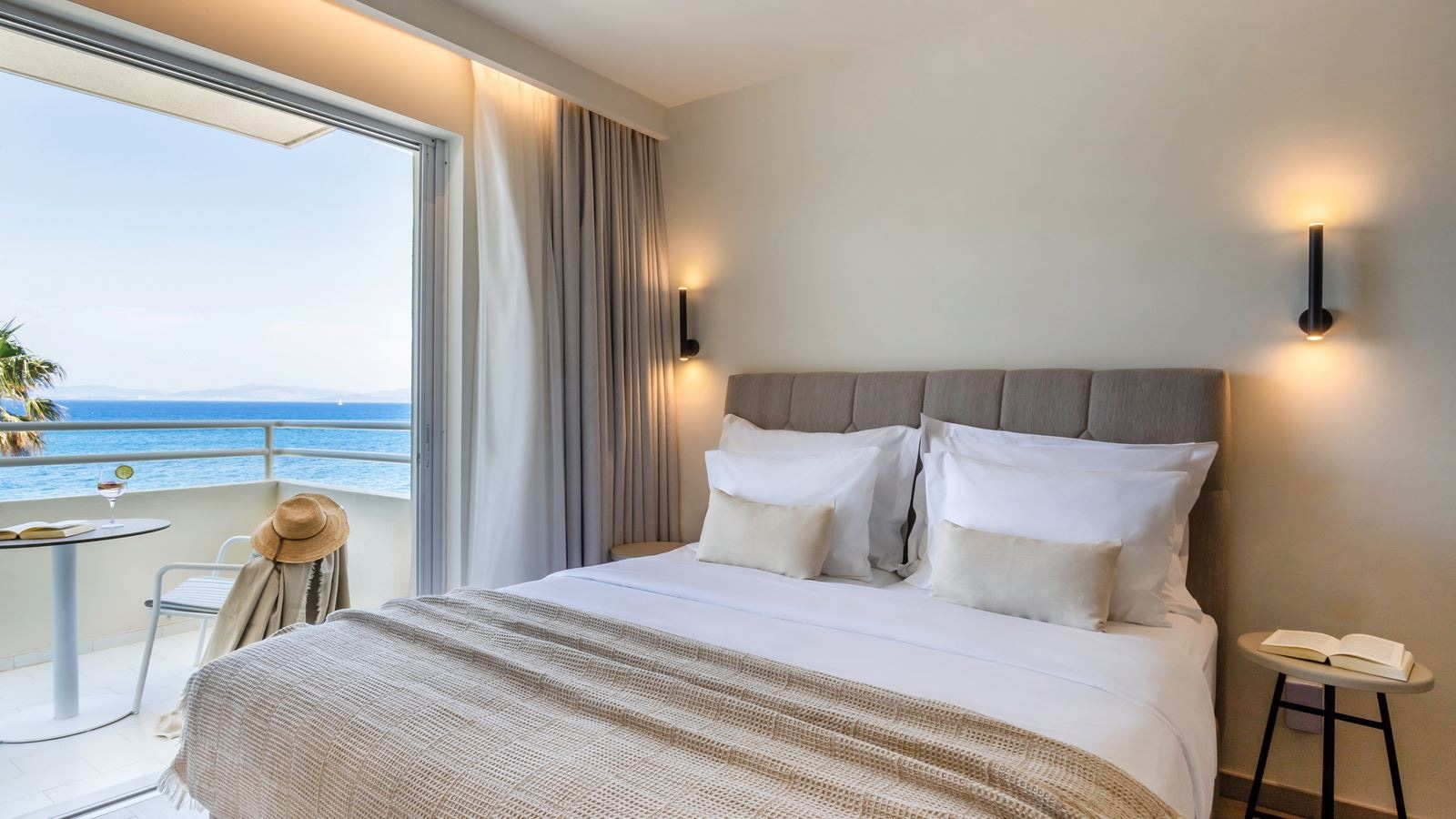 rooms-junior-suite-sea-view