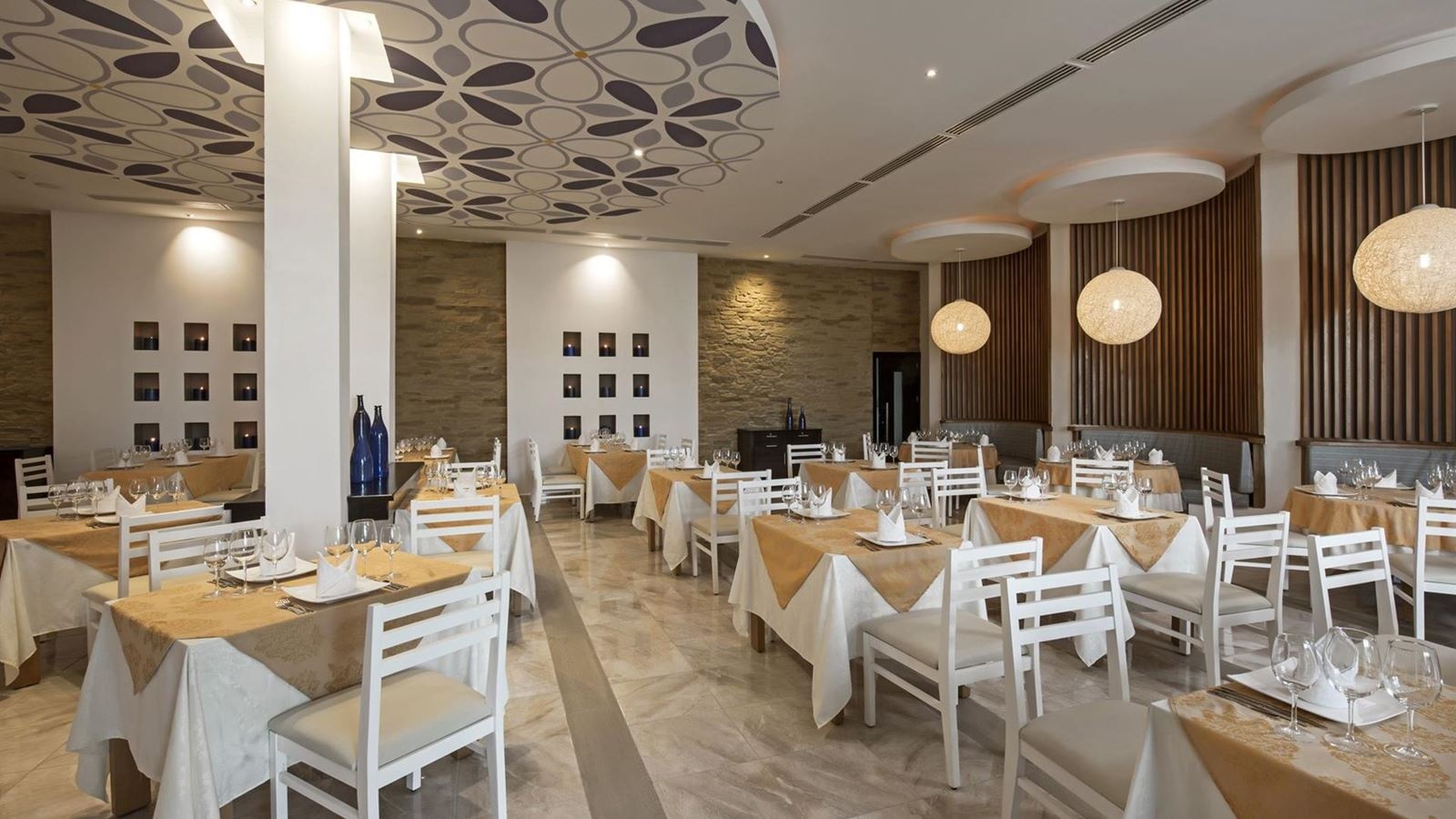 restaurants-dos-gardenias